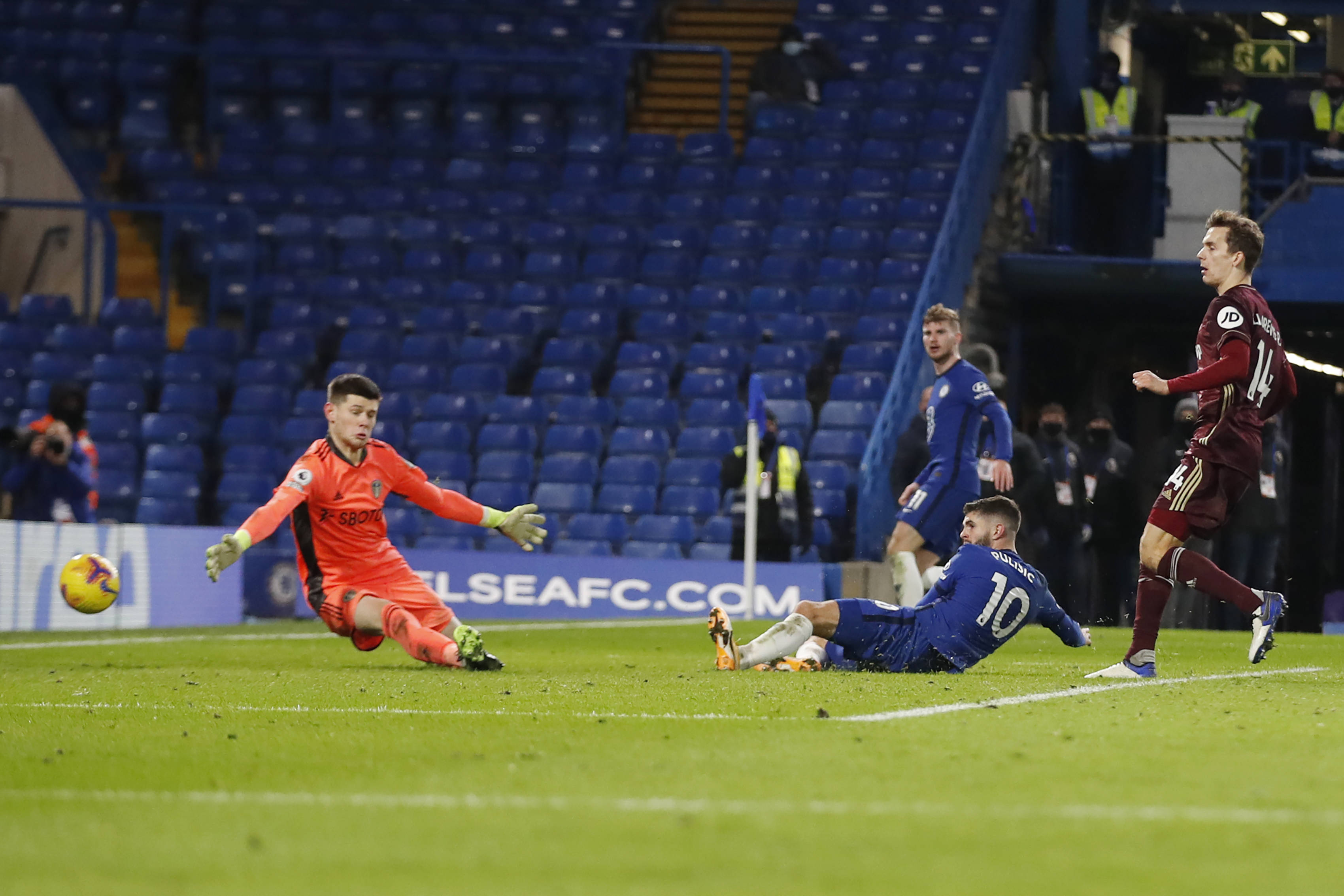 增加进攻端 增加进攻端